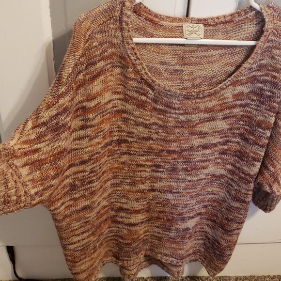 Sweater - Picture 3 of 3